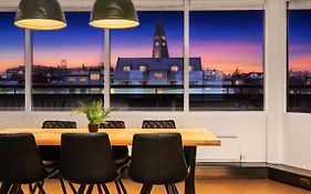 Penthouse Apt On The Shopping Street-Free Parking
