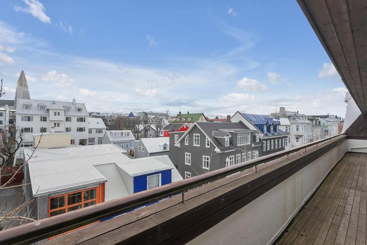 Penthouse Apt On The Shopping Street-Free Parking Reykjavík Exterior photo
