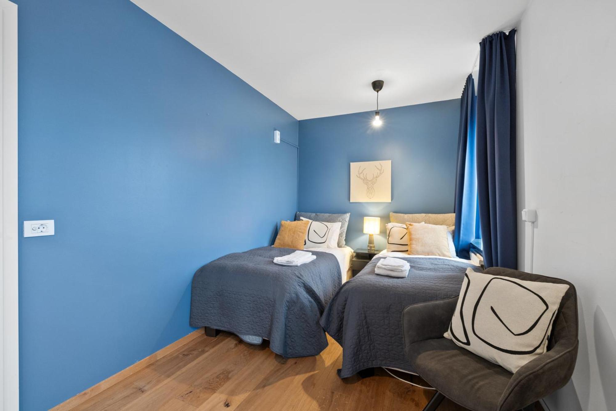 Penthouse Apt On The Shopping Street-Free Parking Reykjavík Exterior photo