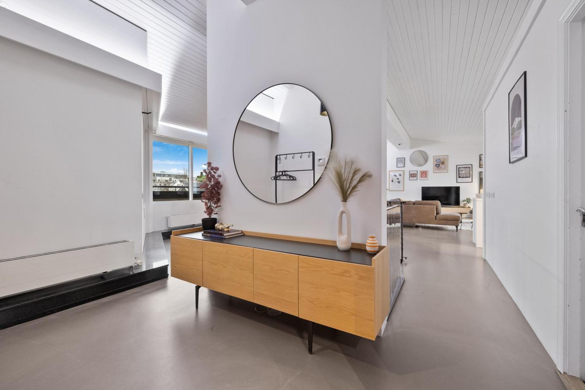 Penthouse Apt On The Shopping Street-Free Parking Reykjavík Exterior photo