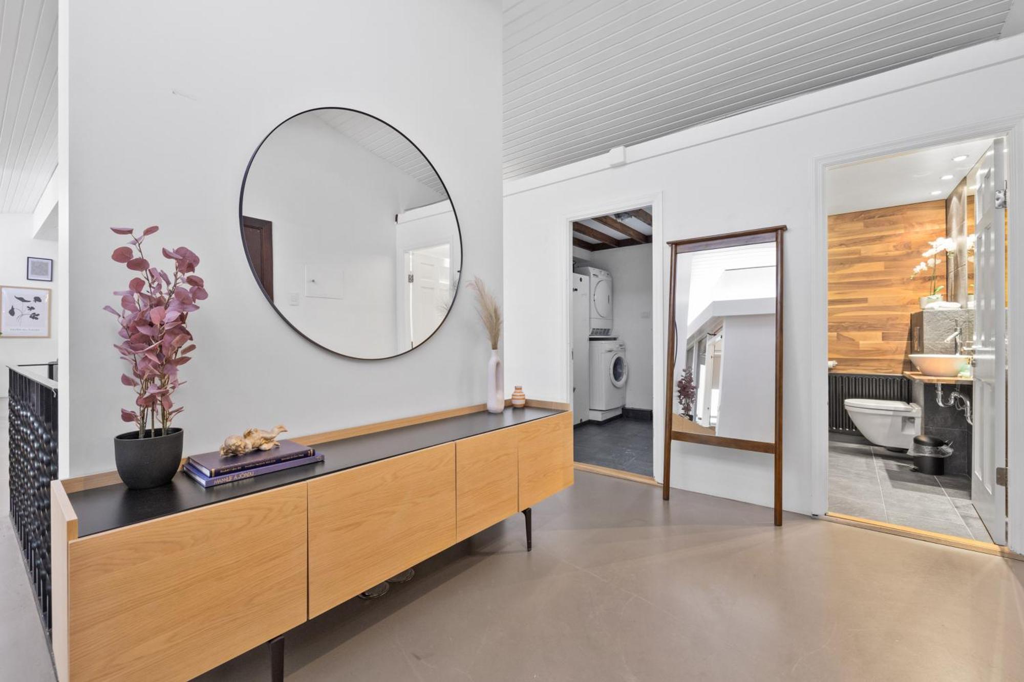 Penthouse Apt On The Shopping Street-Free Parking Reykjavík Exterior photo